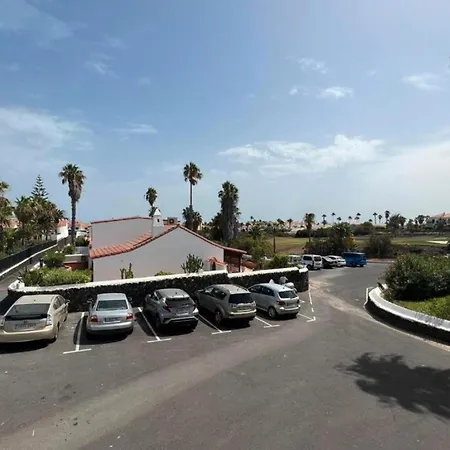 Διαμέρισμα Fairways Heated Pool *